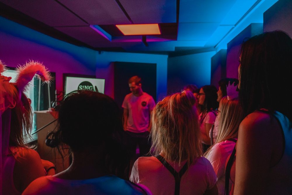 1) Begrüßung & Einführung